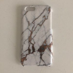 A marble iPhone 6/6s phone case